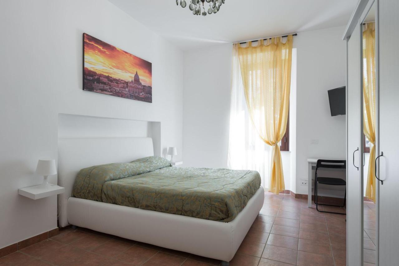 Cornelia Penthouse Bed & Breakfast Rome Exterior photo