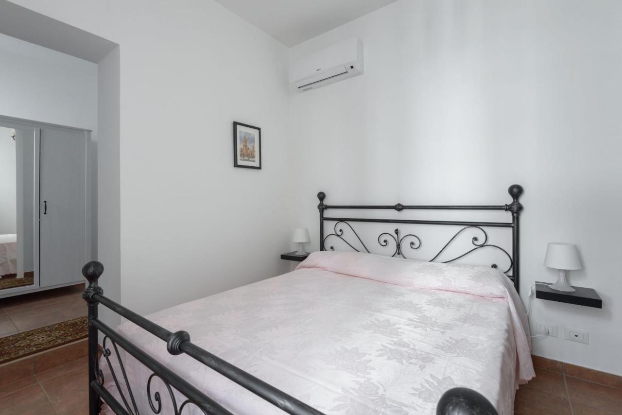 Cornelia Penthouse Bed & Breakfast Rome Exterior photo